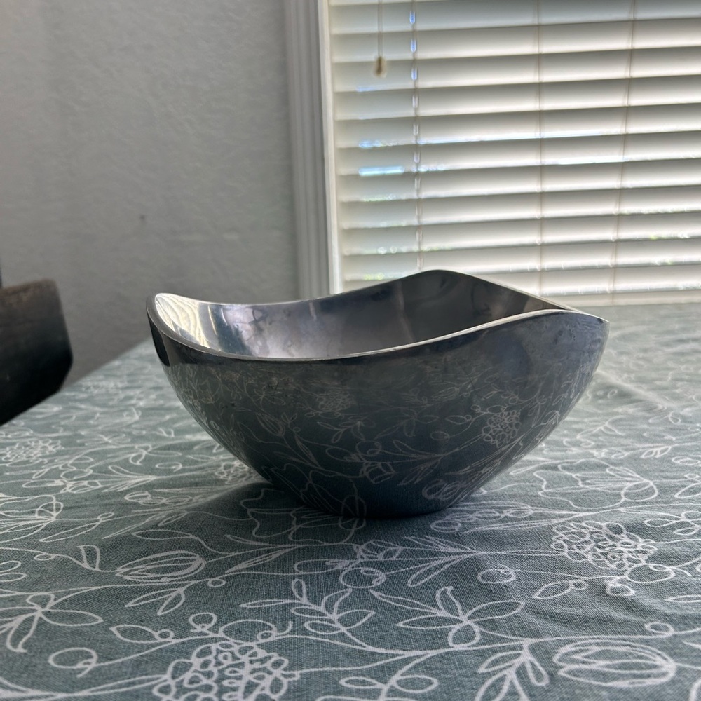 Nambe Tri Corner Bowl
